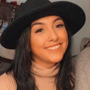 Meet your Posher, Jocelyn